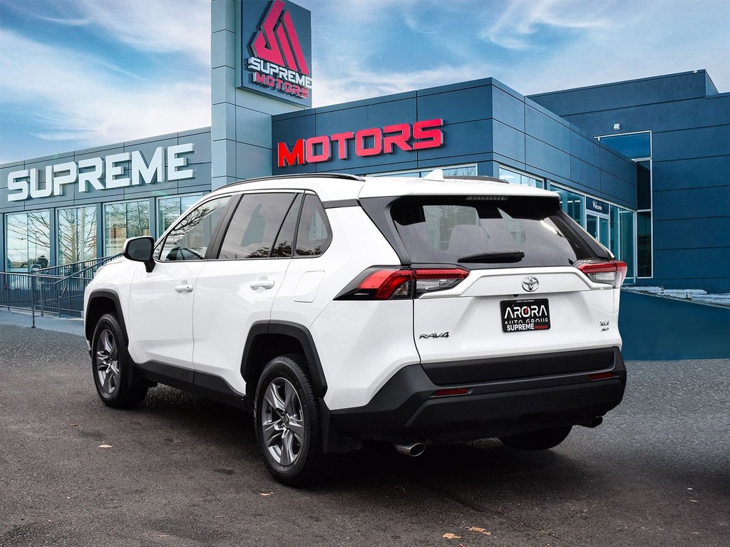 2022 Toyota RAV4 XLE in Mississauga, Ontario - 5 - w1024h768px