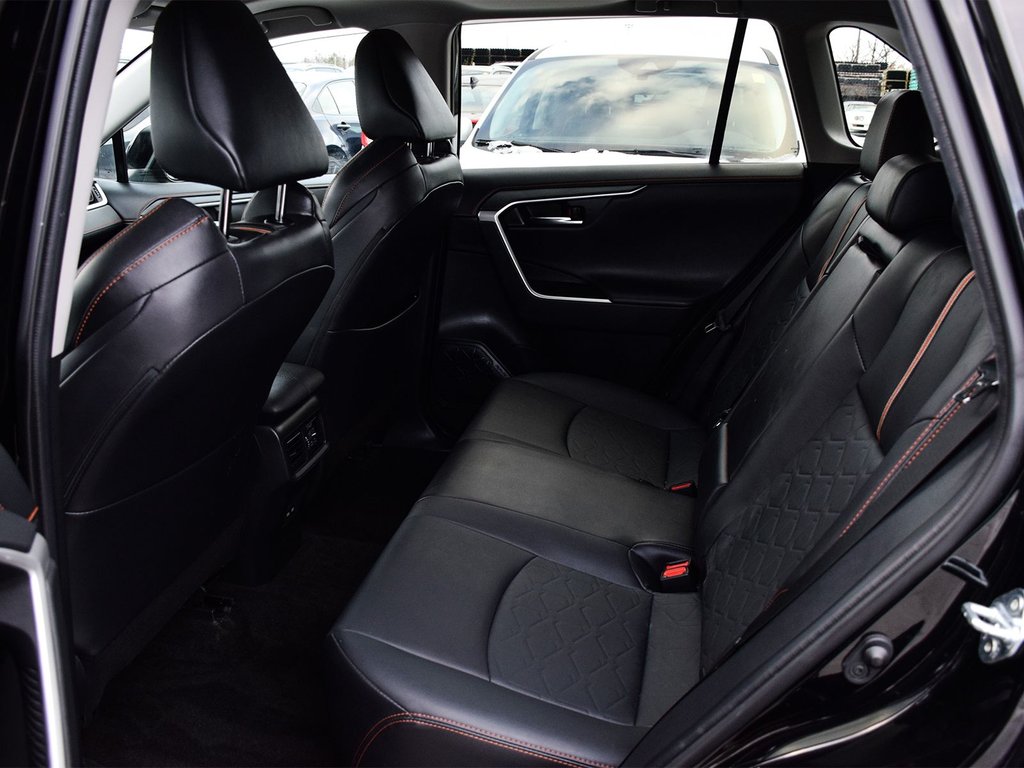 2022 Toyota RAV4 Trail in Mississauga, Ontario - 11 - w1024h768px