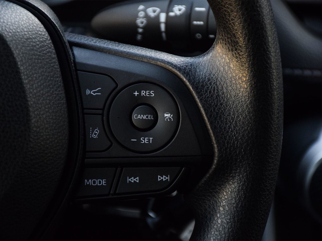 2023 Toyota RAV4 LE in Mississauga, Ontario - 19 - w1024h768px