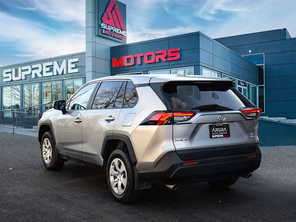2023 Toyota RAV4 LE in Mississauga, Ontario - 4 - w1024h768px