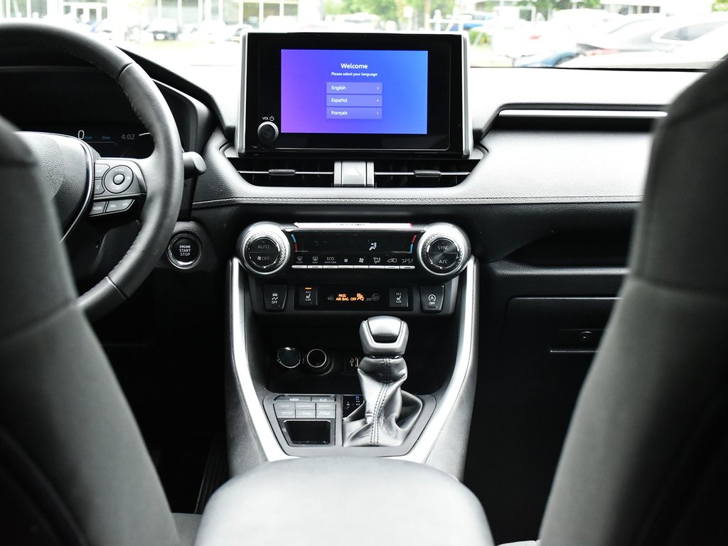 2024 Toyota RAV4 XLE AWD in Mississauga, Ontario - 14 - w1024h768px