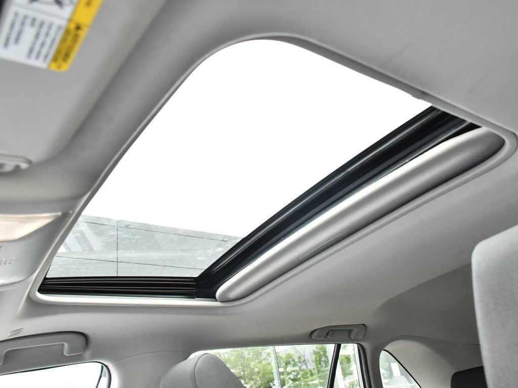 2024 Toyota RAV4 XLE AWD in Mississauga, Ontario - 11 - w1024h768px