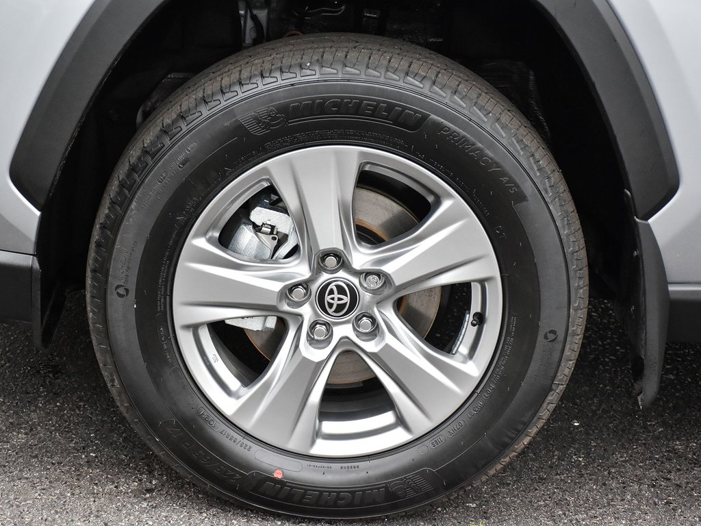 2024 Toyota RAV4 XLE AWD in Mississauga, Ontario - 5 - w1024h768px