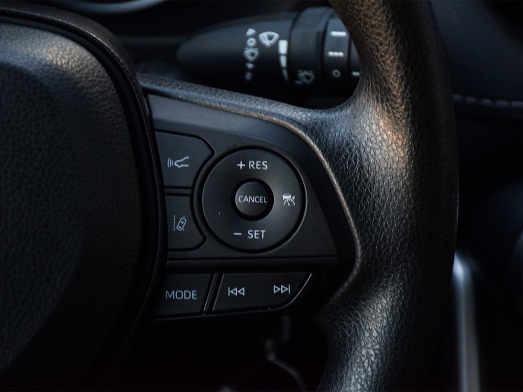 2024 Toyota RAV4 LE in Mississauga, Ontario - 19 - w1024h768px