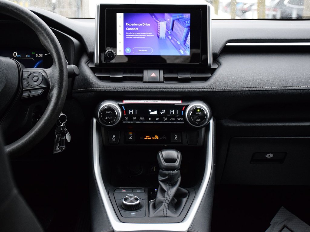 2024 Toyota RAV4 Hybrid LE in Mississauga, Ontario - 12 - w1024h768px