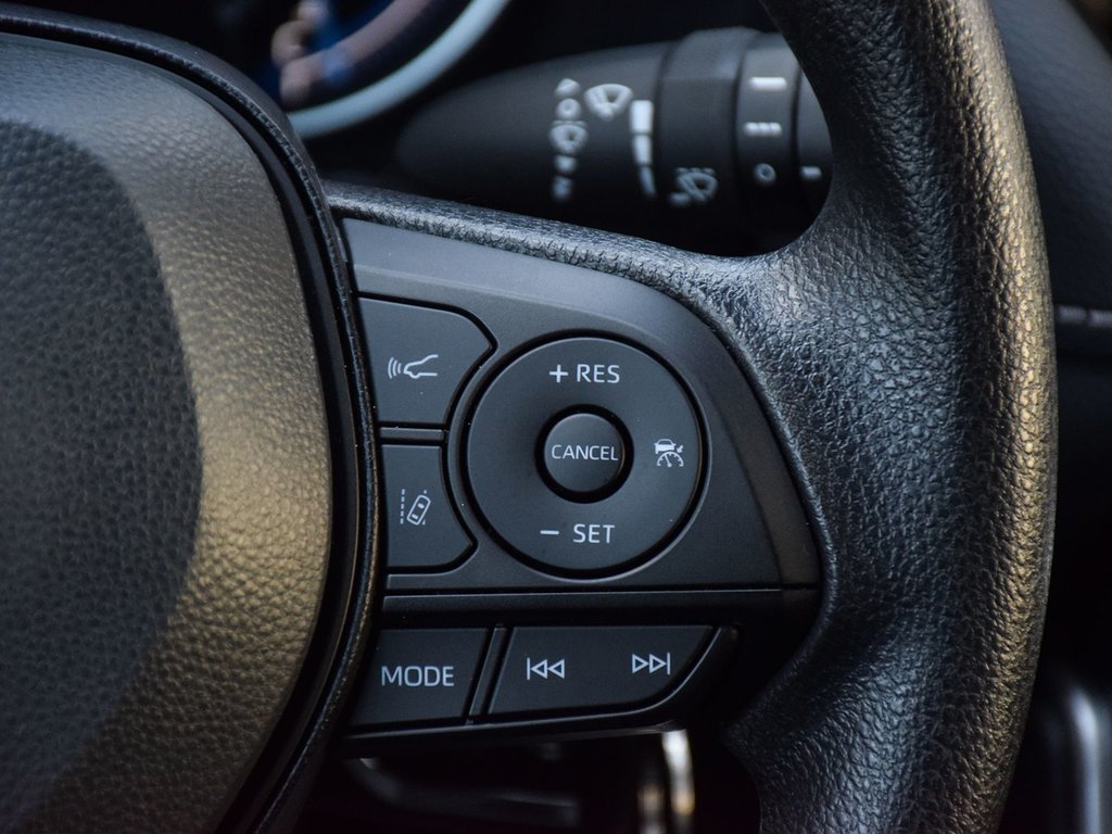 2025 Toyota RAV4 Hybrid LE in Mississauga, Ontario - 23 - w1024h768px
