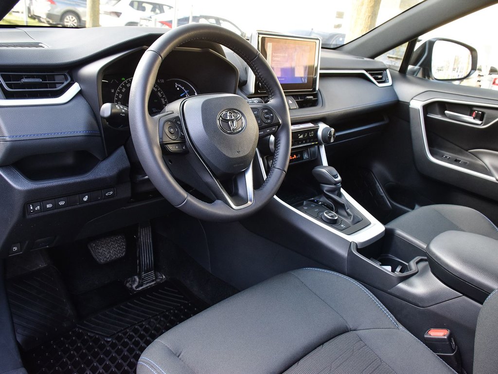 2025 Toyota RAV4 SE HYBRID AWD in Mississauga, Ontario - 7 - w1024h768px