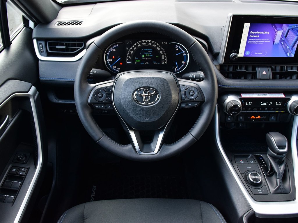 2025 Toyota RAV4 SE HYBRID AWD in Mississauga, Ontario - 17 - w1024h768px