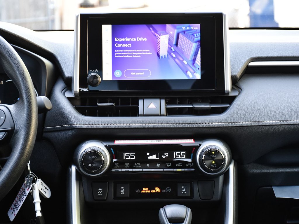 2025 Toyota RAV4 Hybrid LE AWD in Mississauga, Ontario - 14 - w1024h768px