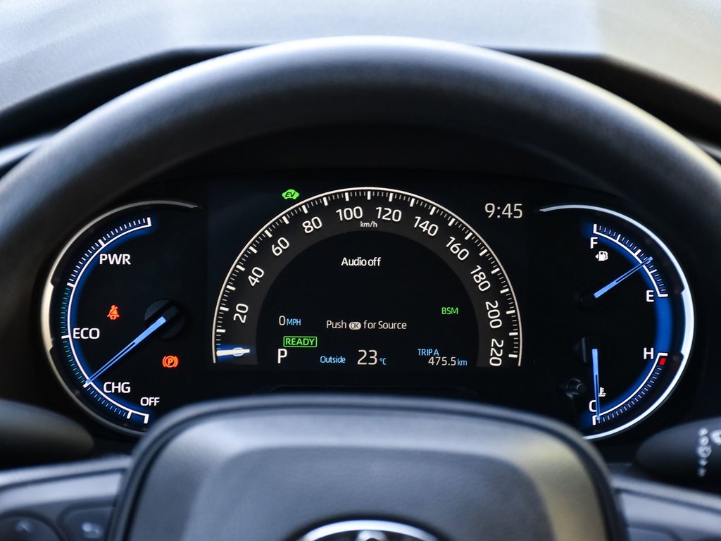 2025 Toyota RAV4 Hybrid LE AWD in Mississauga, Ontario - 18 - w1024h768px