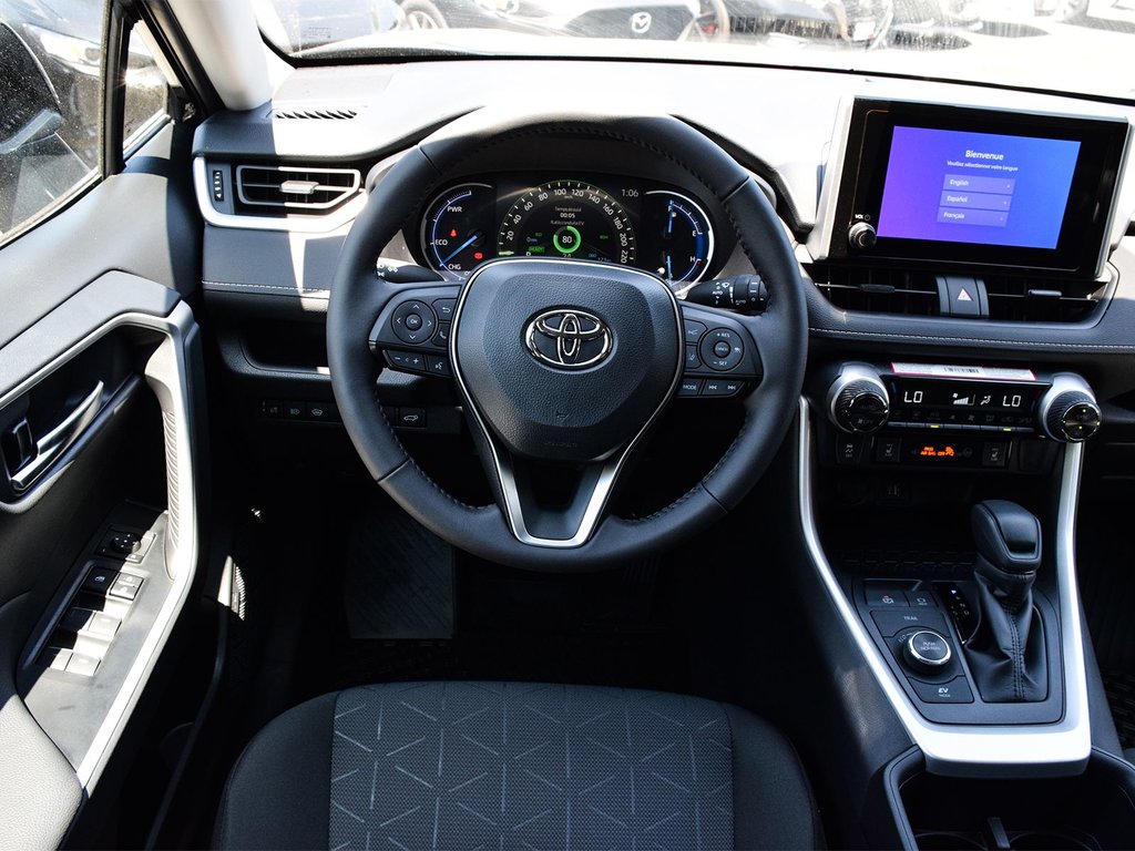 2025 Toyota RAV4 HYBRID XLE in Mississauga, Ontario - 18 - w1024h768px