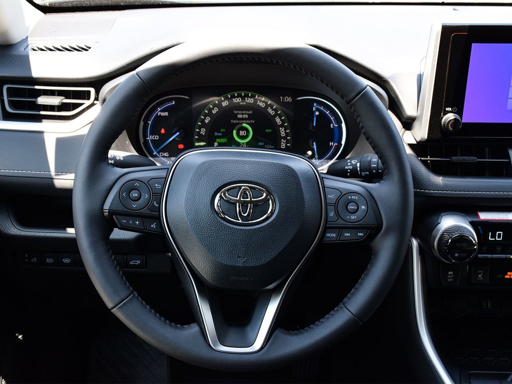 2025 Toyota RAV4 HYBRID XLE in Mississauga, Ontario - 19 - w1024h768px
