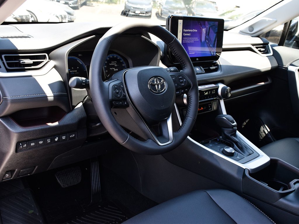 2025 Toyota RAV4 HYBRID LIMITED in Mississauga, Ontario - 7 - w1024h768px