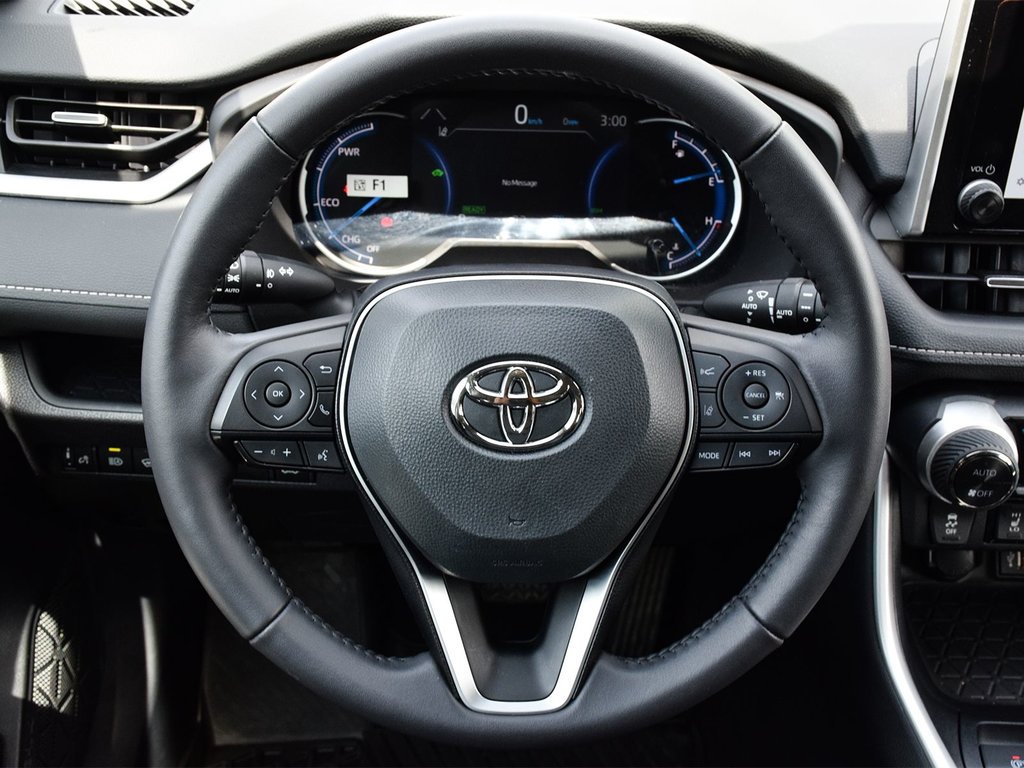 2025 Toyota RAV4 HYBRID XLE in Mississauga, Ontario - 18 - w1024h768px
