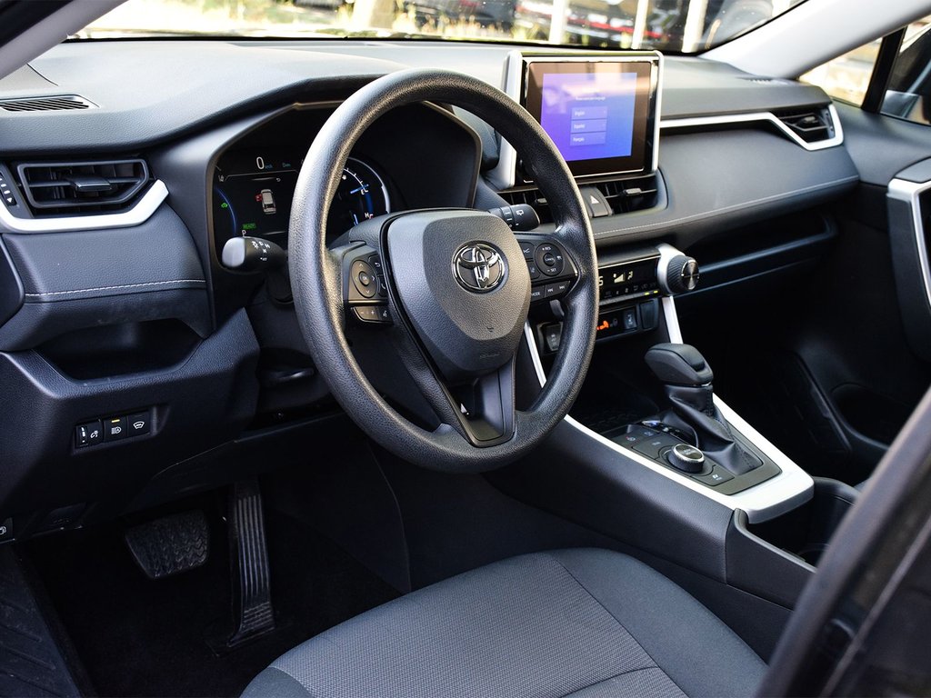 2025 Toyota RAV4 Hybrid LE AWD in Mississauga, Ontario - 7 - w1024h768px