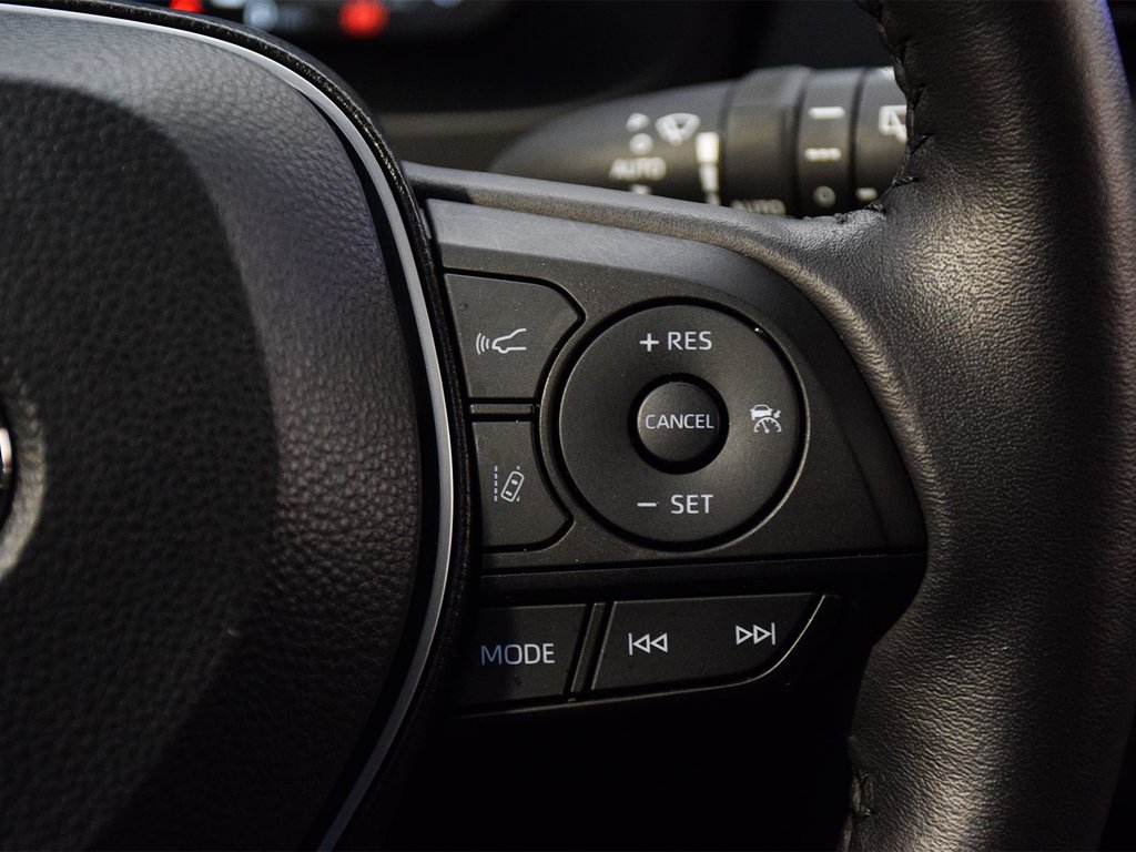 2025 Toyota RAV4 Hybrid XSE in Mississauga, Ontario - 16 - w1024h768px