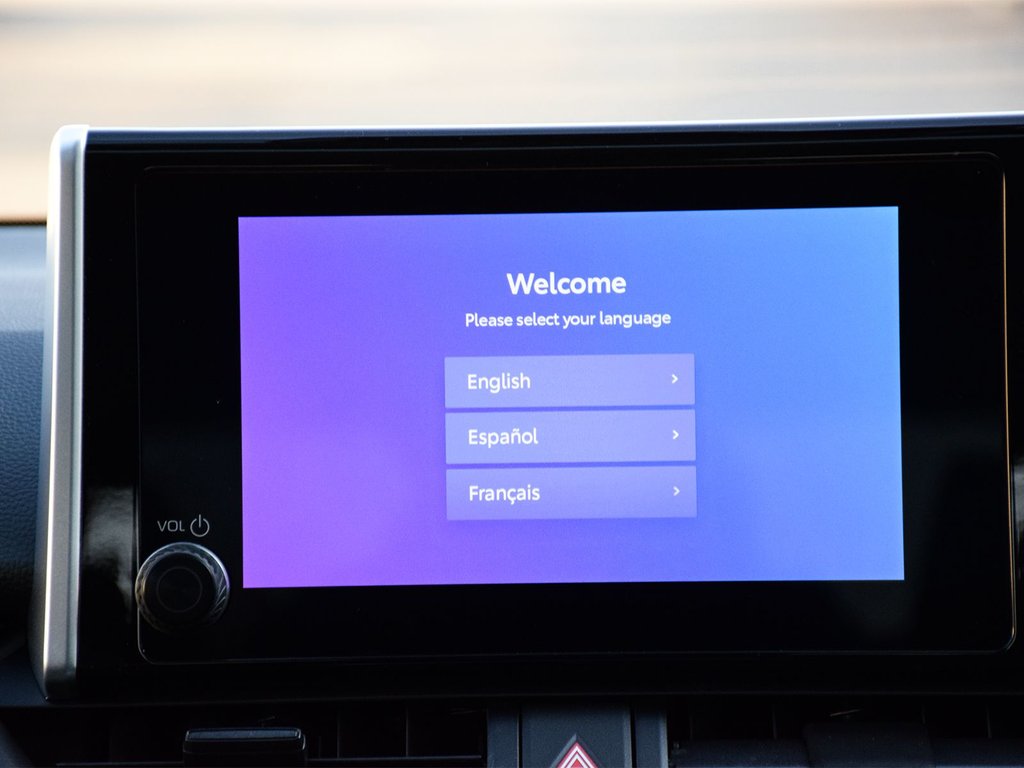 2025 Toyota RAV4 Hybrid XLE in Mississauga, Ontario - 15 - w1024h768px