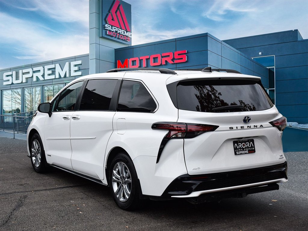 2021 Toyota Sienna XSE in Mississauga, Ontario - 4 - w1024h768px