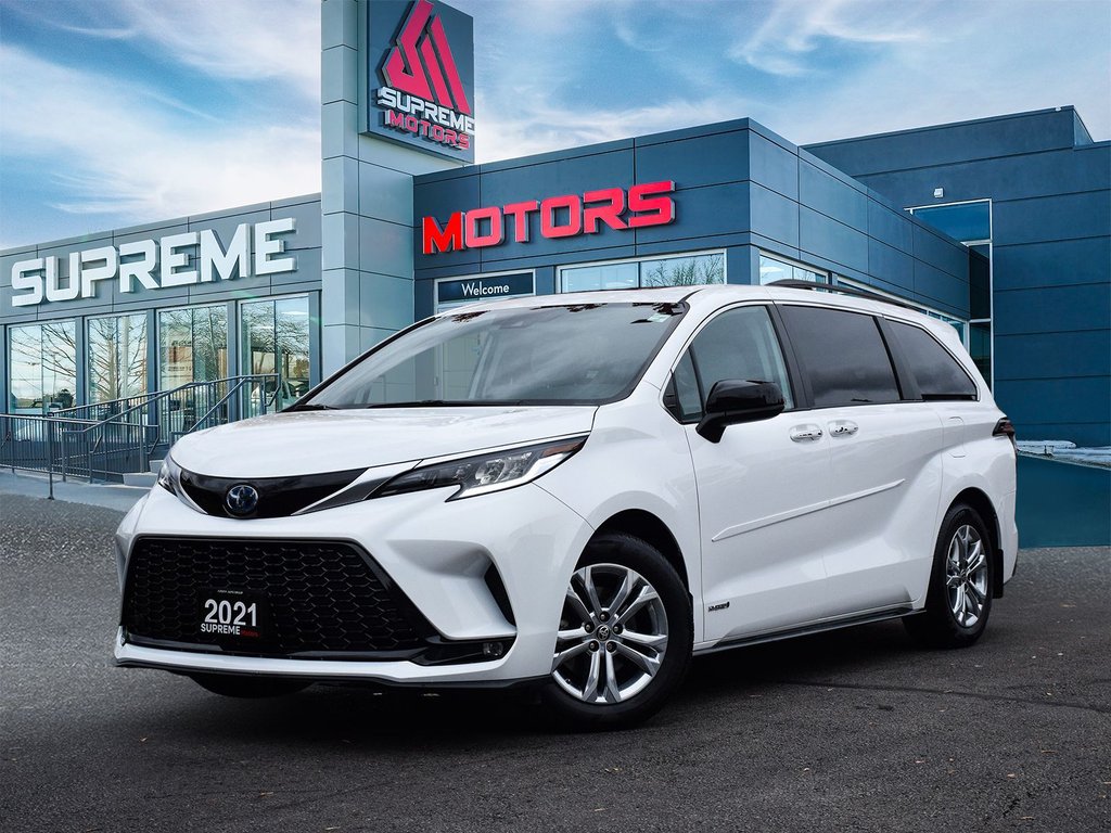 2021 Toyota Sienna XSE in Mississauga, Ontario - 1 - w1024h768px