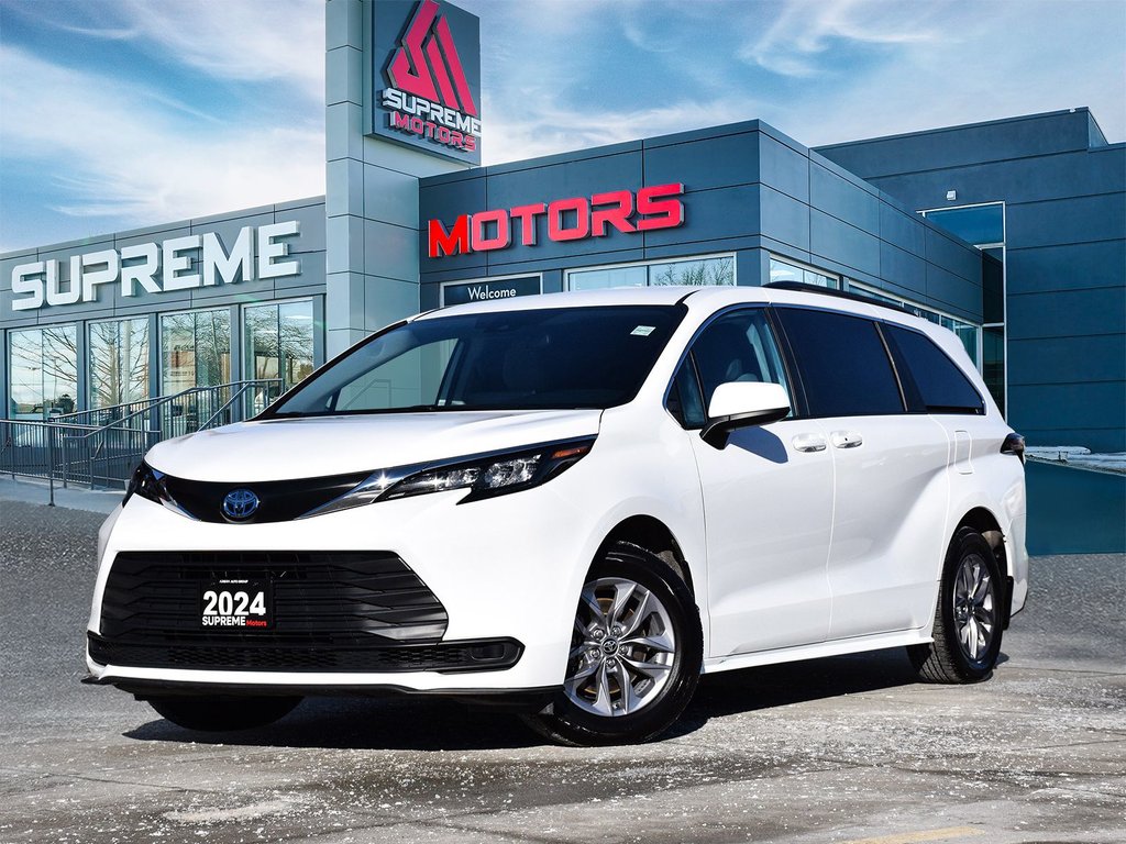 2024 Toyota Sienna LE in Mississauga, Ontario - 1 - w1024h768px