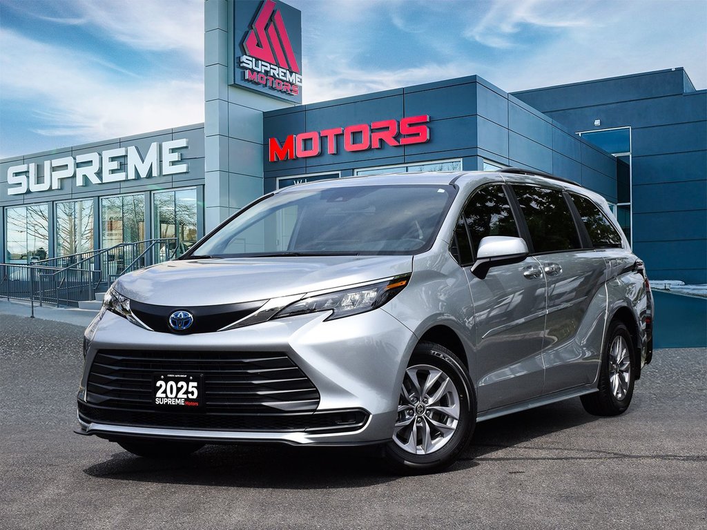 2025 Toyota Sienna LE in Mississauga, Ontario - 2 - w1024h768px