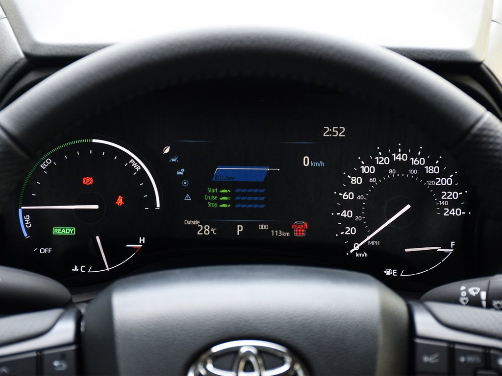 2025 Toyota Sienna LE in Mississauga, Ontario - 18 - w1024h768px