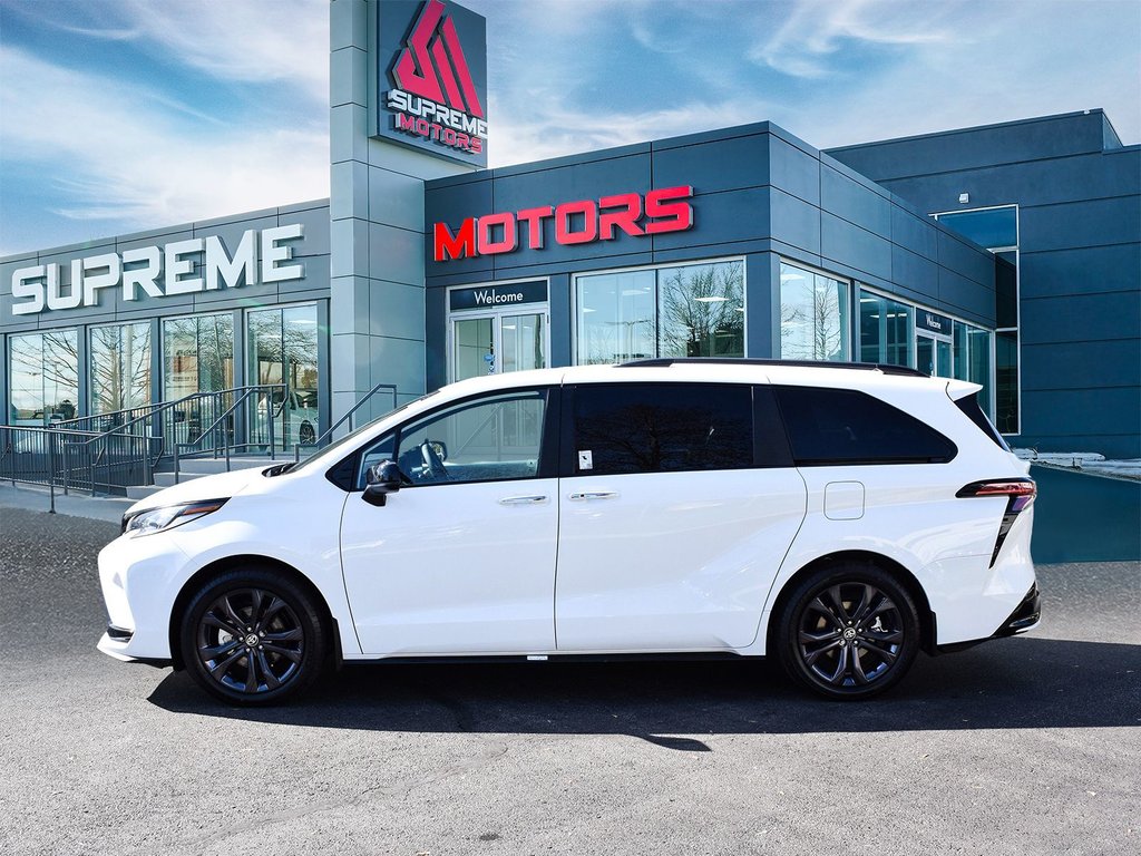 2025 Toyota Sienna XSE FWD in Mississauga, Ontario - 3 - w1024h768px