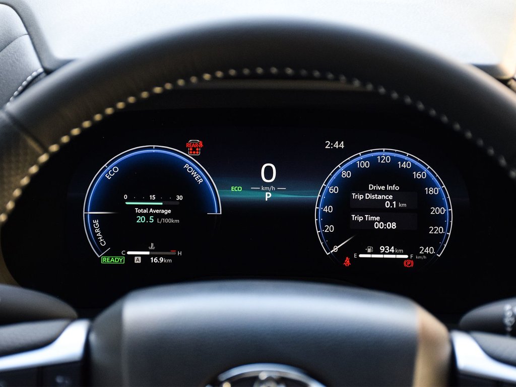 2025 Toyota Sienna XSE FWD in Mississauga, Ontario - 21 - w1024h768px