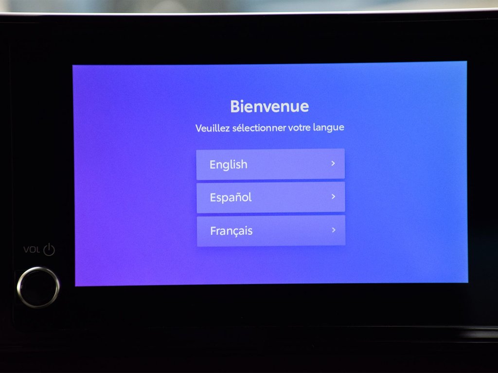 2025 Toyota Sienna LE in Mississauga, Ontario - 15 - w1024h768px