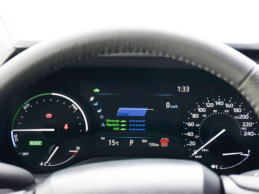 2025 Toyota Sienna LE in Mississauga, Ontario - 18 - w1024h768px