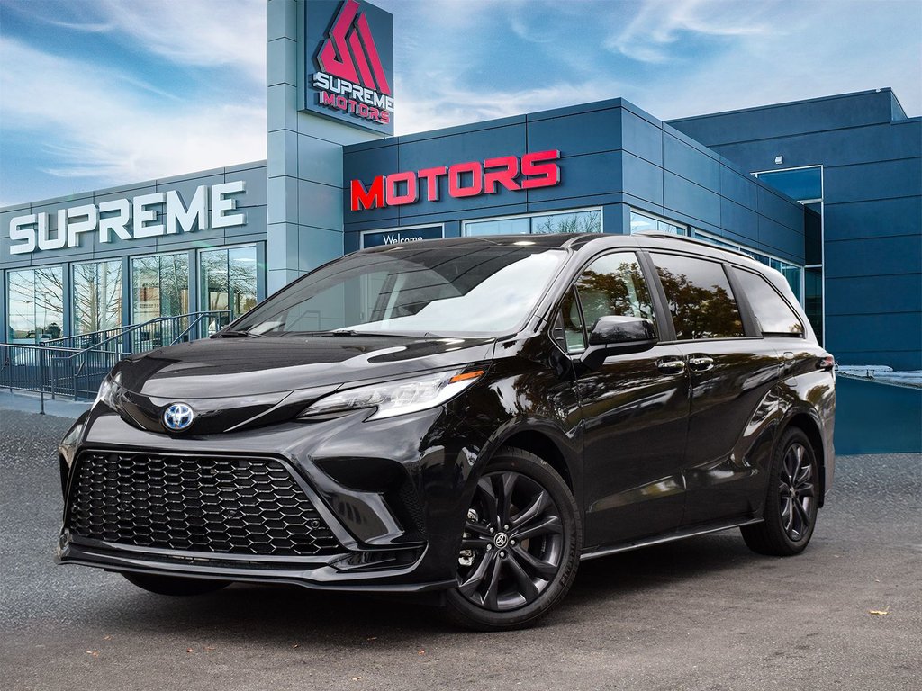 2025 Toyota Sienna XSE in Mississauga, Ontario - 1 - w1024h768px