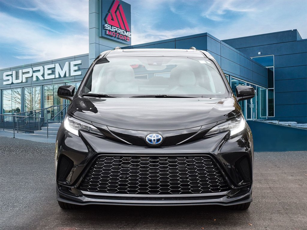 2025 Toyota Sienna XSE in Mississauga, Ontario - 2 - w1024h768px