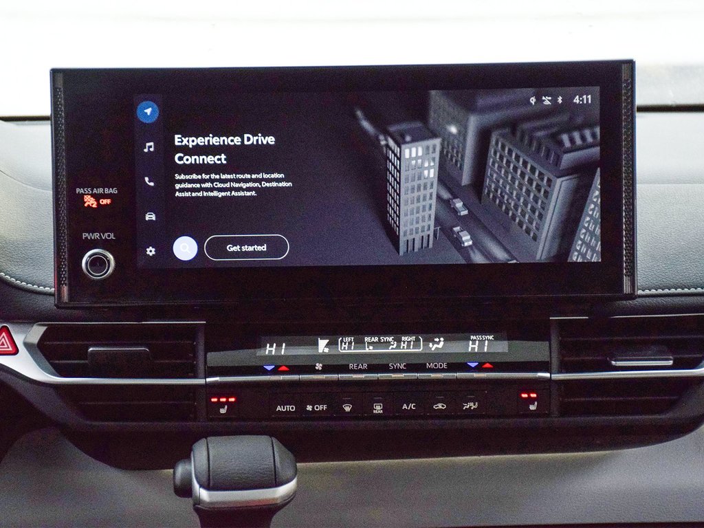 2025 Toyota Sienna XSE in Mississauga, Ontario - 15 - w1024h768px