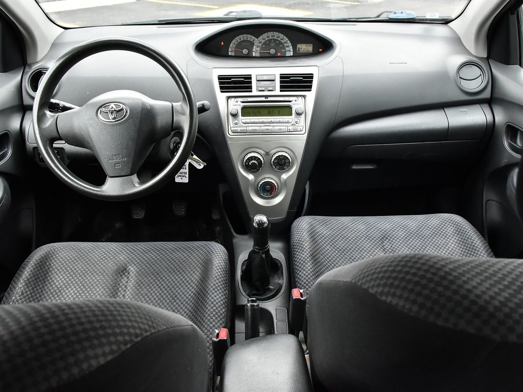 2007 Toyota Yaris BASE in Mississauga, Ontario - 11 - w1024h768px