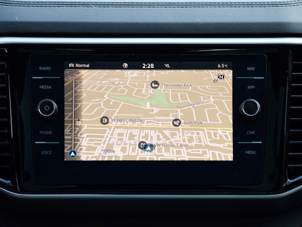 2022 Volkswagen Atlas Cross Sport Highline in Mississauga, Ontario - 17 - w1024h768px