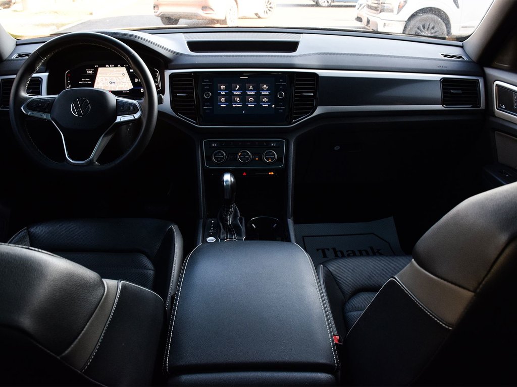 2022 Volkswagen Atlas Cross Sport Highline in Mississauga, Ontario - 12 - w1024h768px