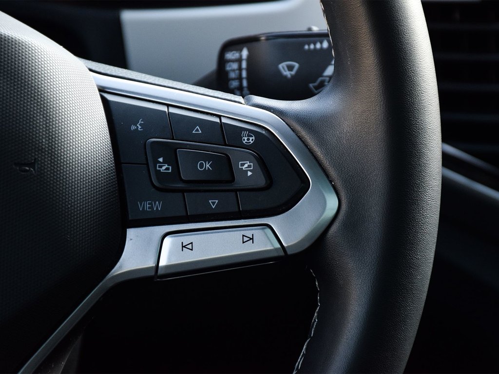 2022 Volkswagen Atlas Cross Sport Highline in Mississauga, Ontario - 23 - w1024h768px