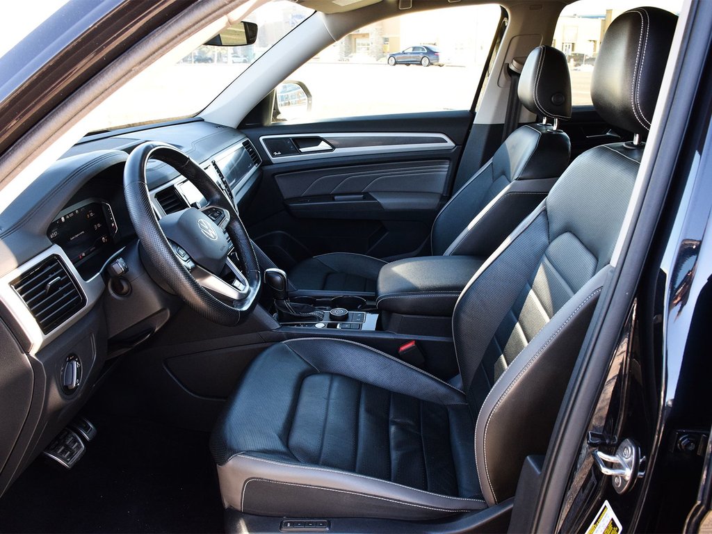 2022 Volkswagen Atlas Execline in Mississauga, Ontario - 7 - w1024h768px