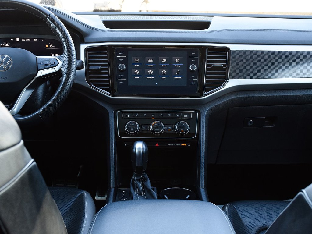 2022 Volkswagen Atlas Execline in Mississauga, Ontario - 14 - w1024h768px