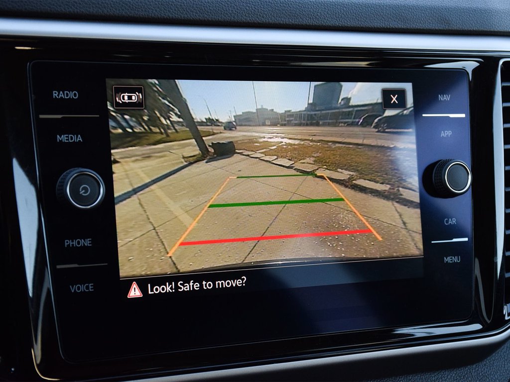 2022 Volkswagen Atlas Execline in Mississauga, Ontario - 23 - w1024h768px