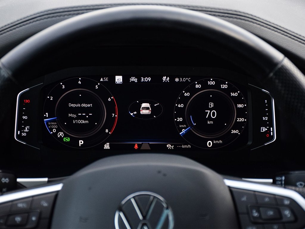 2023 Volkswagen Atlas Execline in Mississauga, Ontario - 21 - w1024h768px