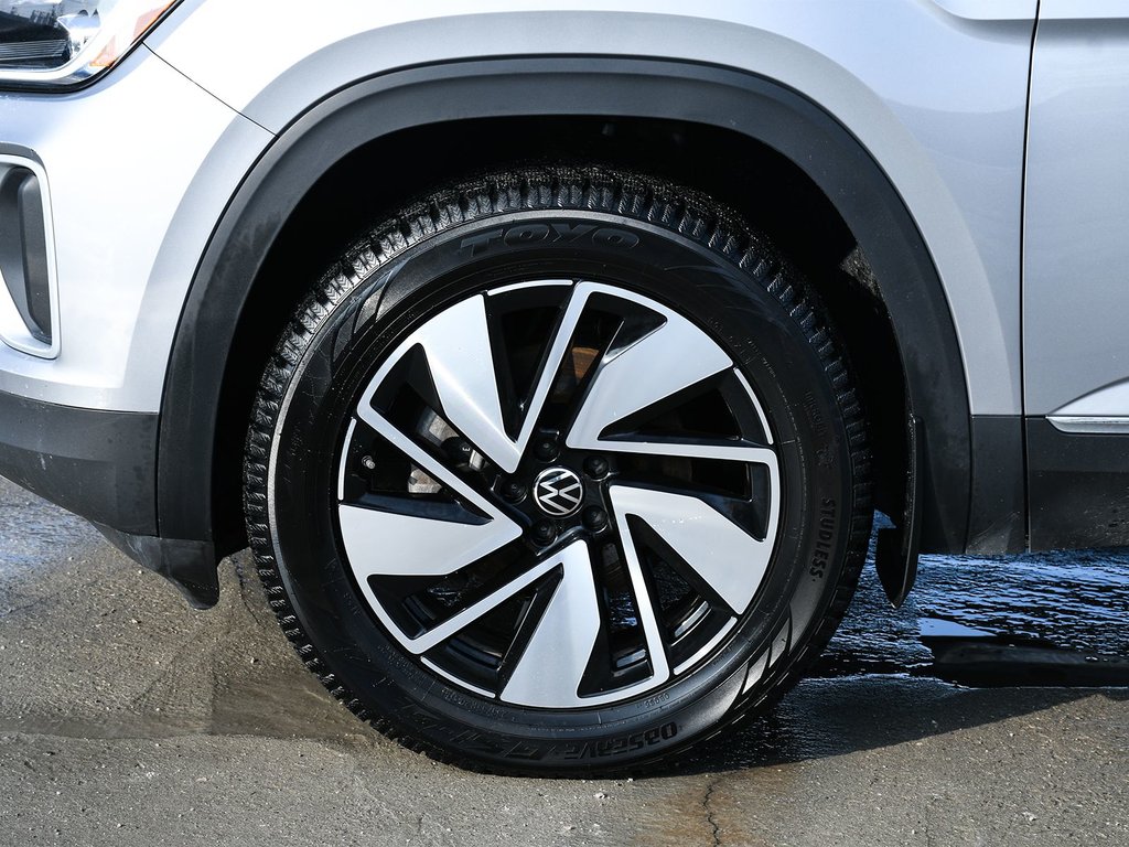 2024 Volkswagen Atlas Highline in Mississauga, Ontario - 5 - w1024h768px