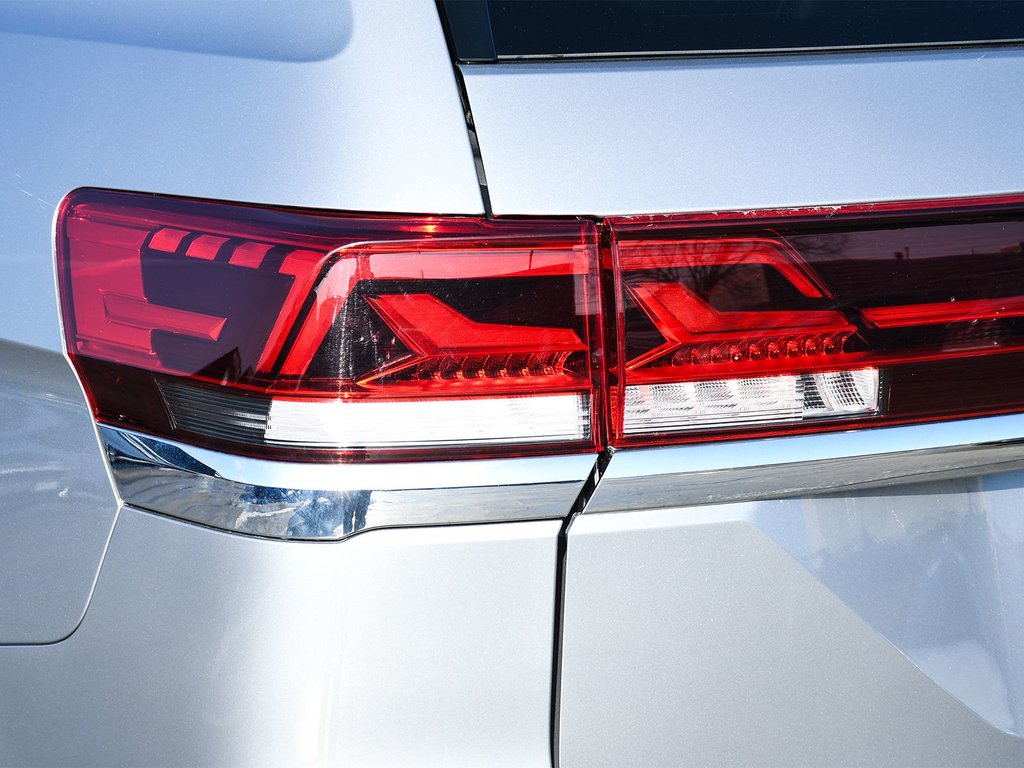 2024 Volkswagen Atlas Highline in Mississauga, Ontario - 7 - w1024h768px