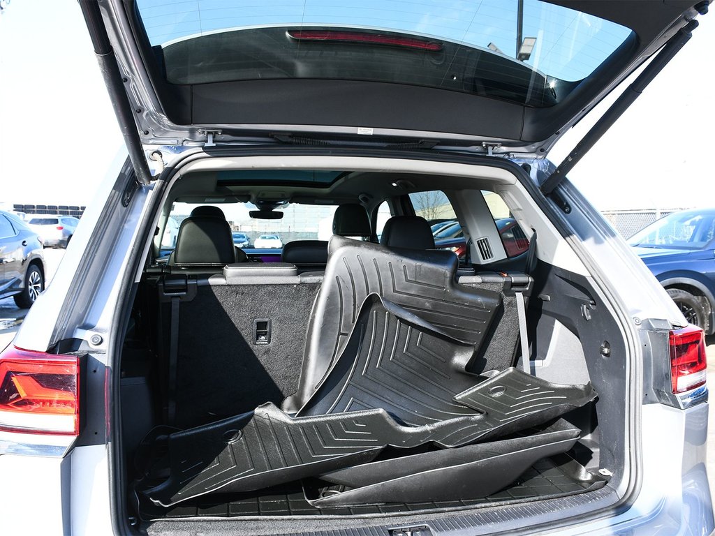 2024 Volkswagen Atlas Highline in Mississauga, Ontario - 8 - w1024h768px