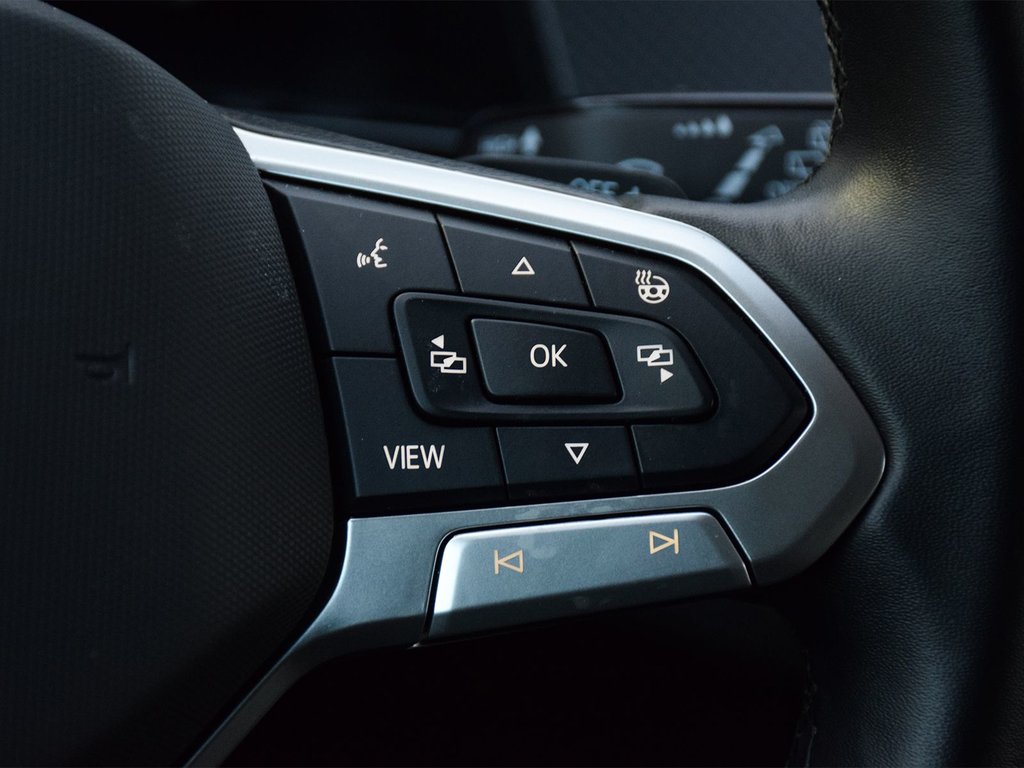 2025 Volkswagen Atlas Peak Edition in Mississauga, Ontario - 19 - w1024h768px