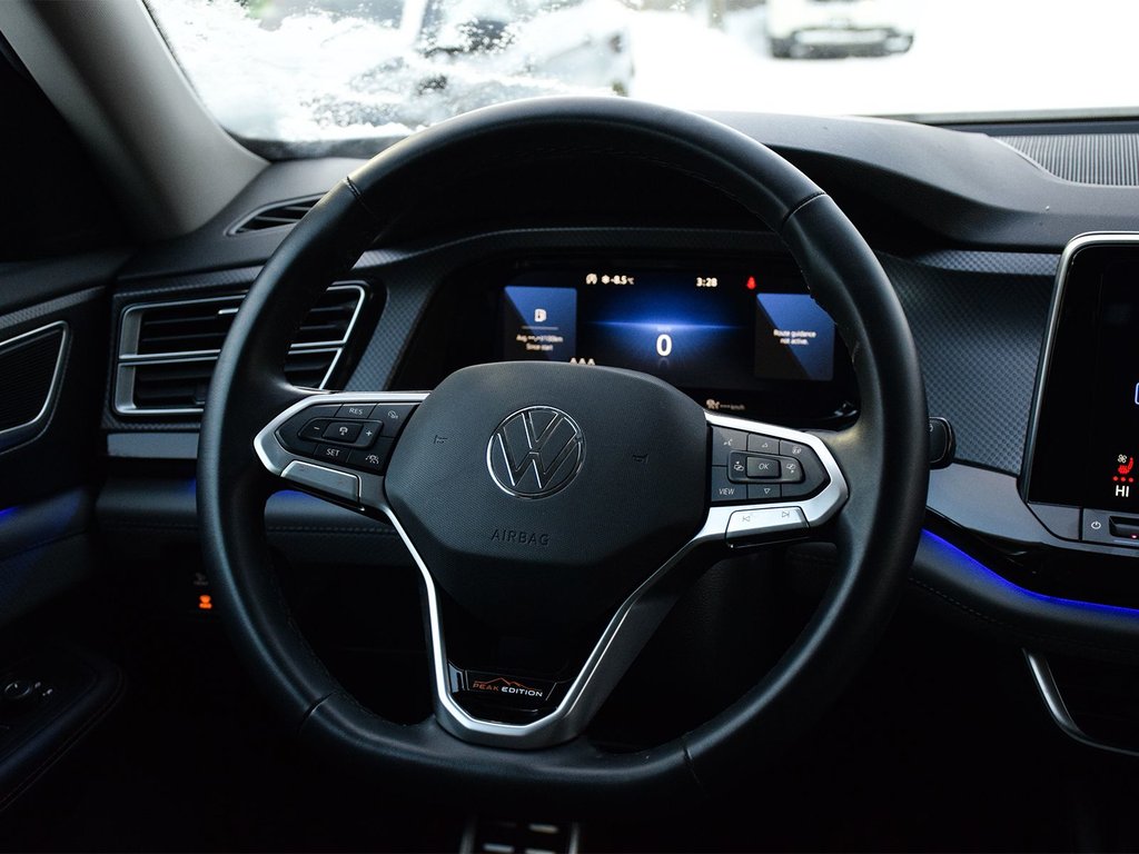 2025 Volkswagen Atlas Peak Edition in Mississauga, Ontario - 16 - w1024h768px