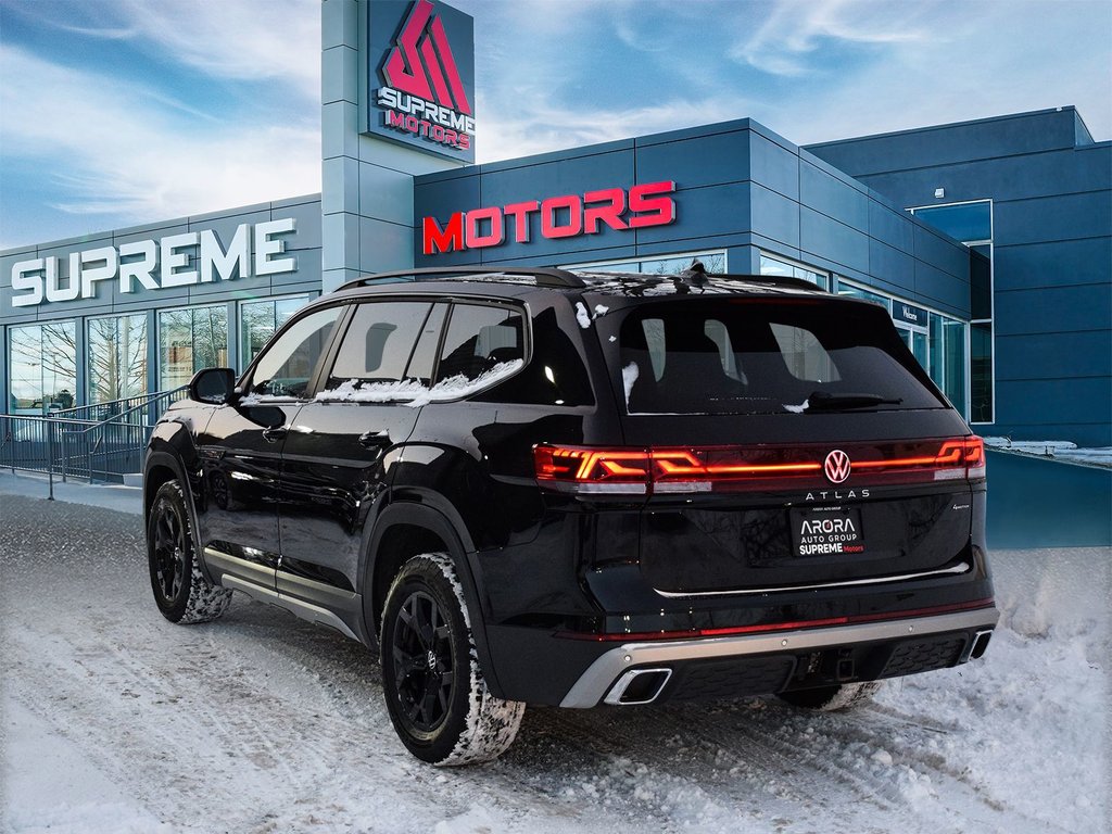 2025 Volkswagen Atlas Peak Edition in Mississauga, Ontario - 4 - w1024h768px