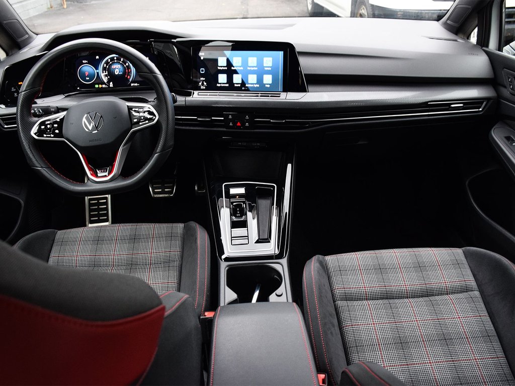 2024 Volkswagen Golf GTI Autobahn in Mississauga, Ontario - 11 - w1024h768px