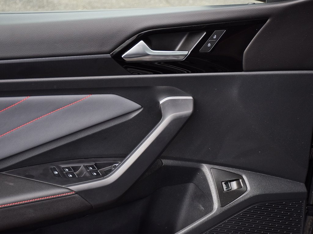 2025 Volkswagen Jetta GLI Autobahn in Mississauga, Ontario - 10 - w1024h768px