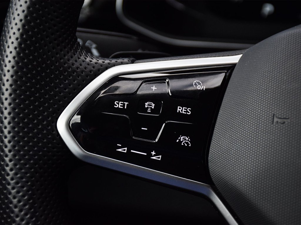 2025 Volkswagen Jetta GLI Autobahn in Mississauga, Ontario - 21 - w1024h768px